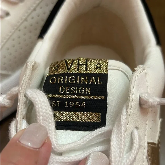 Vintage Havana Cream Sneakers with Gold Star - Picture 5 of 10